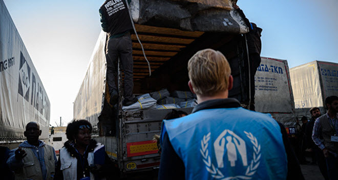 Russian Military Brings Almost 9 Tonnes of Relief Aid to Syria's Aleppo